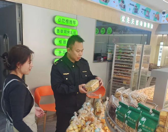 感知山东 滨州沾化区市场监管局开展食品添加剂检查(图1)