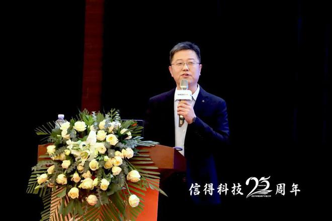 创新科技领航 精准防控致胜信得蛋鸡经销商年会暨新流法腺新流腺上市发布会成功启动(图8)